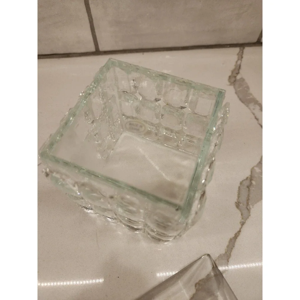 Vidali Collection Crystal Square Lidded Trinket Jewelry Box 2 Small Chips On Lid